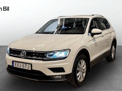Pure white Begagnad 2019 VW Tiguan SUV | 259 900 kr (Bra pris)