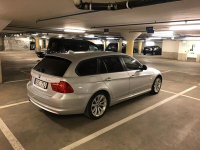 begagnad BMW 320 i Touring Euro 5