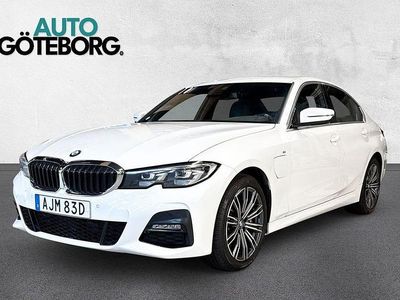 Alpinwhite Begagnad 2020 BMW 330 M Sport Sedan | 289 900 kr (Lite dyr)