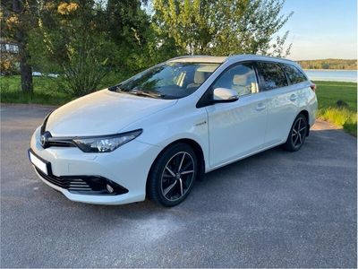 Toyota Auris Touring Sports