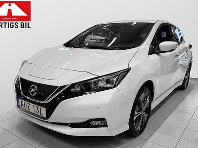 Vit (grå) Begagnad 2022 Nissan Leaf Halvkombi | 239 900 kr (Marknadspris)
