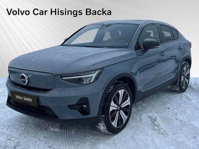 Grå Begagnad 2022 Volvo C40 Plus SUV | 384 900 kr (Marknadspris)