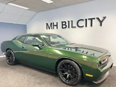 Begagnad Dodge Challenger 309 HK (227 kW) 2014 Grön Sportkupé