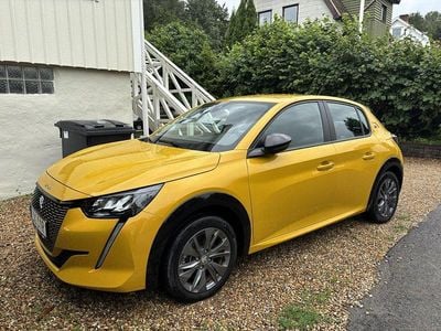 Peugeot e-208
