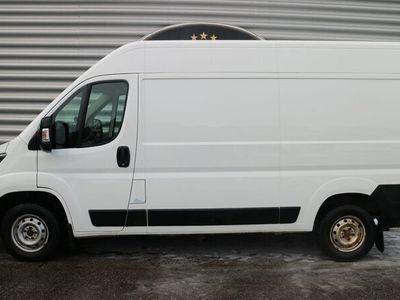 begagnad Peugeot Boxer Van 335 2.0 BlueHDi Euro6 Värmare KAMREMBYT