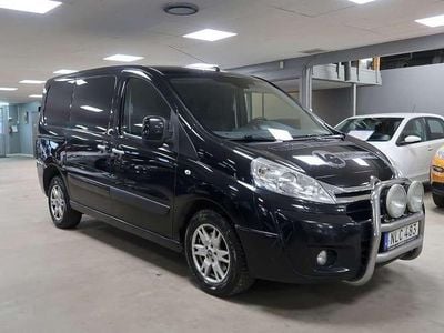 Svart Begagnad 2016 Citroën Jumpy Minibuss | 49 900 kr