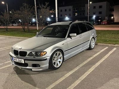 Begagnad BMW 330 204 HK (150 kW) 2005 Kombi