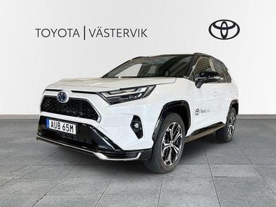 Vit Begagnad 2024 Toyota RAV4 Hybrid Style SUV | 579 000 kr (Dyr)