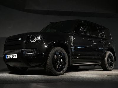 Svart (black) Begagnad 2025 Land Rover Defender SE Dynamic SUV | 1 368 500 kr