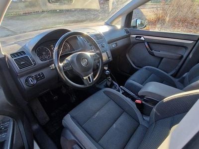 Begagnad 2015 VW Touran Minibuss | 95 000 kr (Bra pris)