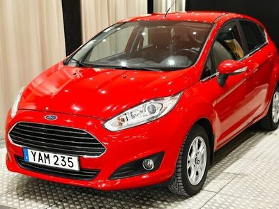 begagnad Ford Fiesta 1.0 EcoBoost 100hk Euro 6 Titanium Nyskick Topp