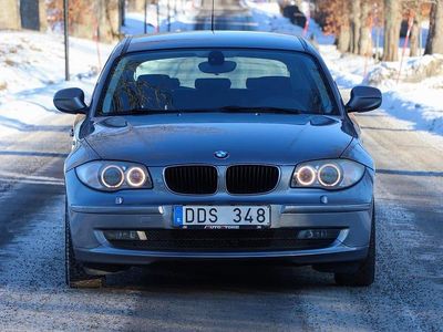 Begagnad 2011 BMW 118 Halvkombi | 69 900 kr (Marknadspris)