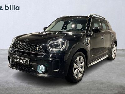 begagnad Mini Cooper S Countryman E ALL4 Experience Aut Euro 6 220hk 2021 Svart