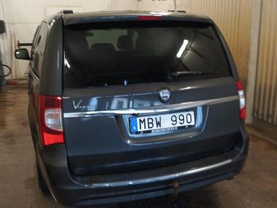 Begagnad 2012 Lancia Voyager Minibuss | 120 000 kr