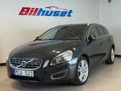 Grå Begagnad 2011 Volvo V60 Summum Kombi | 77 000 kr (Marknadspris)