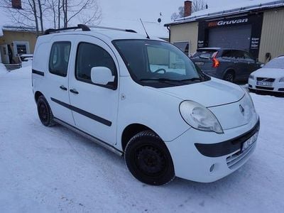 Vit Begagnad 2012 Renault Kangoo Minibuss | 44 900 kr (Marknadspris)