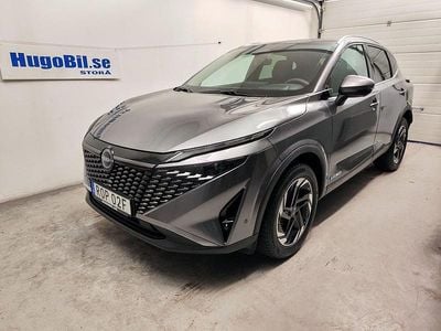 Grå (dark metal grey) Ny 2025 Nissan Qashqai N-Connecta SUV | 369 500 kr (Marknadspris)