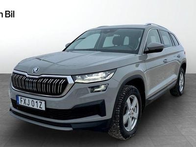 Grå Begagnad 2023 Skoda Kodiaq Style SUV | 369 000 kr (Dyr)