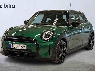 Begagnad Mini Cooper 2023 Grön Halvkombi