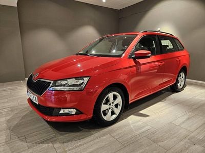 Röd Begagnad 2018 Skoda Fabia Kombi | 139 000 kr (Dyr)