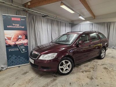 Röd metallic Begagnad 2010 Skoda Octavia Ambiente Kombi | 22 900 kr (Dyr)