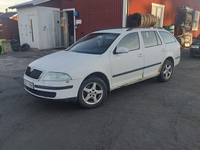 begagnad Skoda Octavia Kombi 1.9 TDI 4x4 Euro 4