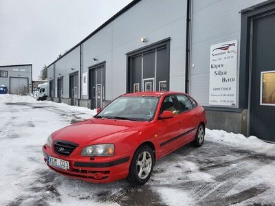 begagnad Hyundai Elantra Halvkombi 2.0 Euro 4