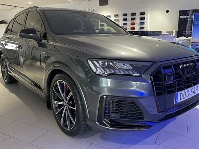 begagnad Audi Q7 55 TFSI Q Competition Plus *Se spec 340hk 2023