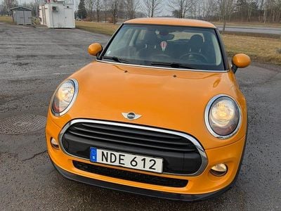 Begagnad Mini ONE 102 HK (75 kW) 2016 Halvkombi