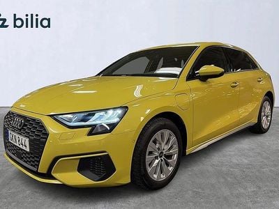 Begagnad Audi A3 Sportback e-tron Proline 150 HK (110 kW) 2023 Gul Halvkombi
