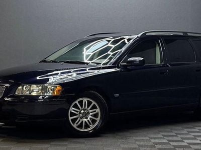 Begagnad Volvo V70 Dynamic 170 HK (125 kW) 2005 Mörkblå (blå) Kombi
