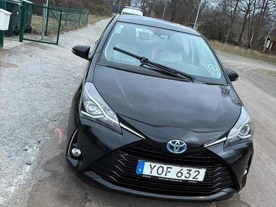 Begagnad 2017 Toyota Yaris Hybrid | 95 000 kr