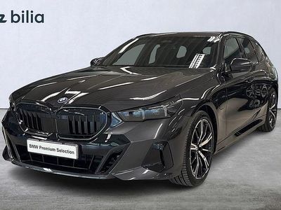 Grå Begagnad 2026 BMW 530e M Sport Kombi | 779 900 kr