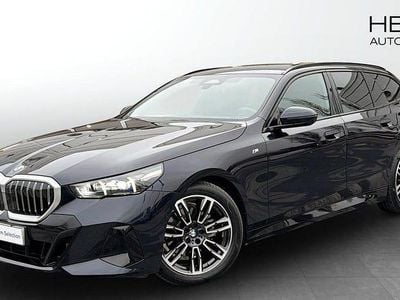 Svart Begagnad 2025 BMW 520 M Sport Kombi | 562 700 kr