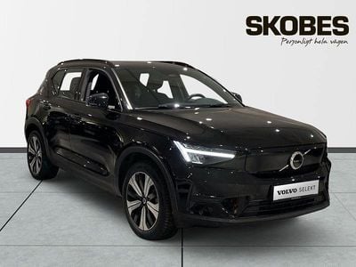Svart Begagnad 2023 Volvo XC40 Core SUV | 299 600 kr (Superpris)