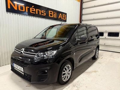 Begagnad Citroën Berlingo 102 HK (75 kW) 2021 Svart Minibuss