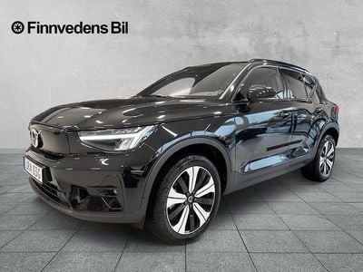 Svart Begagnad 2022 Volvo XC40 Plus SUV | 339 000 kr