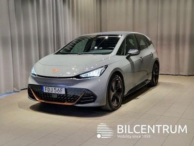 Begagnad Cupra Born e-Boost 169 kW (231 HK) 2023 Grå Halvkombi