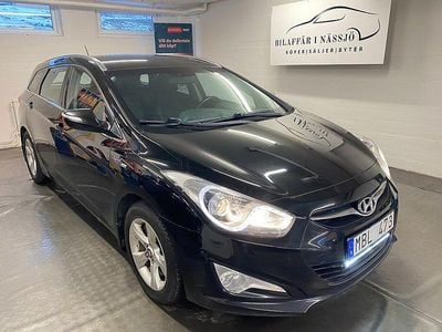 Svart Begagnad 2011 Hyundai i40 Select Kombi | 69 900 kr (Marknadspris)
