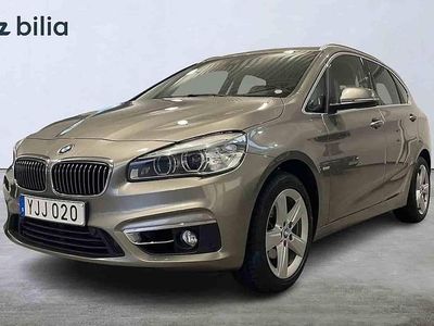 Silver Begagnad 2017 BMW 218 Active Tourer Minibuss | 174 900 kr