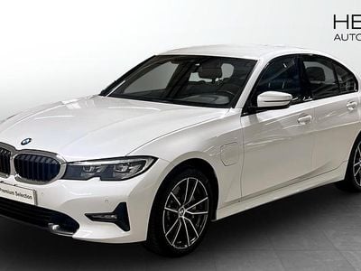 BMW 330e