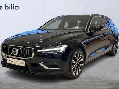 Svart Begagnad 2023 Volvo V60 Core Kombi | 349 900 kr (Marknadspris)