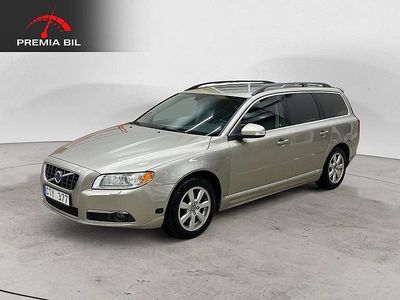 Begagnad Volvo V70 Momentum 145 HK (106 kW) 2009 Ljusbrun Kombi