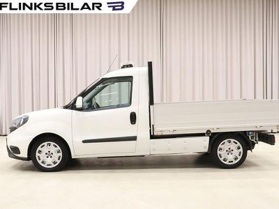 Vit Begagnad 2021 Fiat Doblò Minibuss | 179 900 kr (Lite dyr)