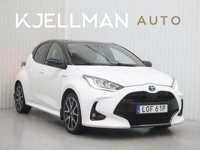Begagnad Toyota Yaris Hybrid Style 116 HK (85 kW) 2021 Vit Halvkombi