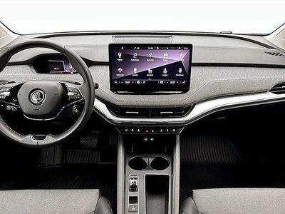 Grå Begagnad 2023 Skoda Enyaq iV SUV | 424 900 kr (Marknadspris)