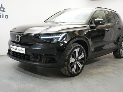Svart Begagnad 2022 Volvo XC40 Single Motor SUV | 329 900 kr (Marknadspris)