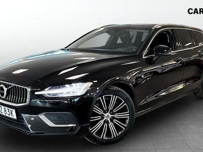 Svart Begagnad 2022 Volvo V60 Kombi | 319 900 kr (Bra pris)