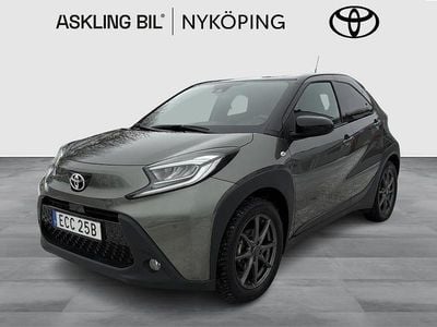 Grön Begagnad 2022 Toyota Aygo X Pulse SUV | 189 000 kr (Marknadspris)