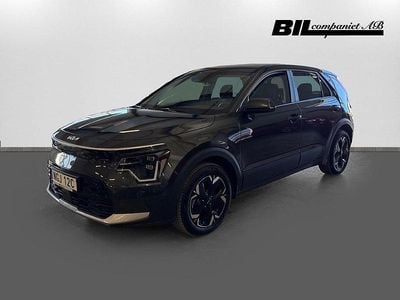Mörkgrå Begagnad 2023 Kia Niro SUV | 399 000 kr (Lite dyr)